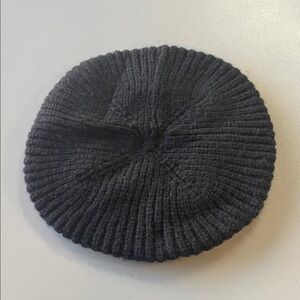 GRAND Women's Knit Circle Barrette Beanie In Black